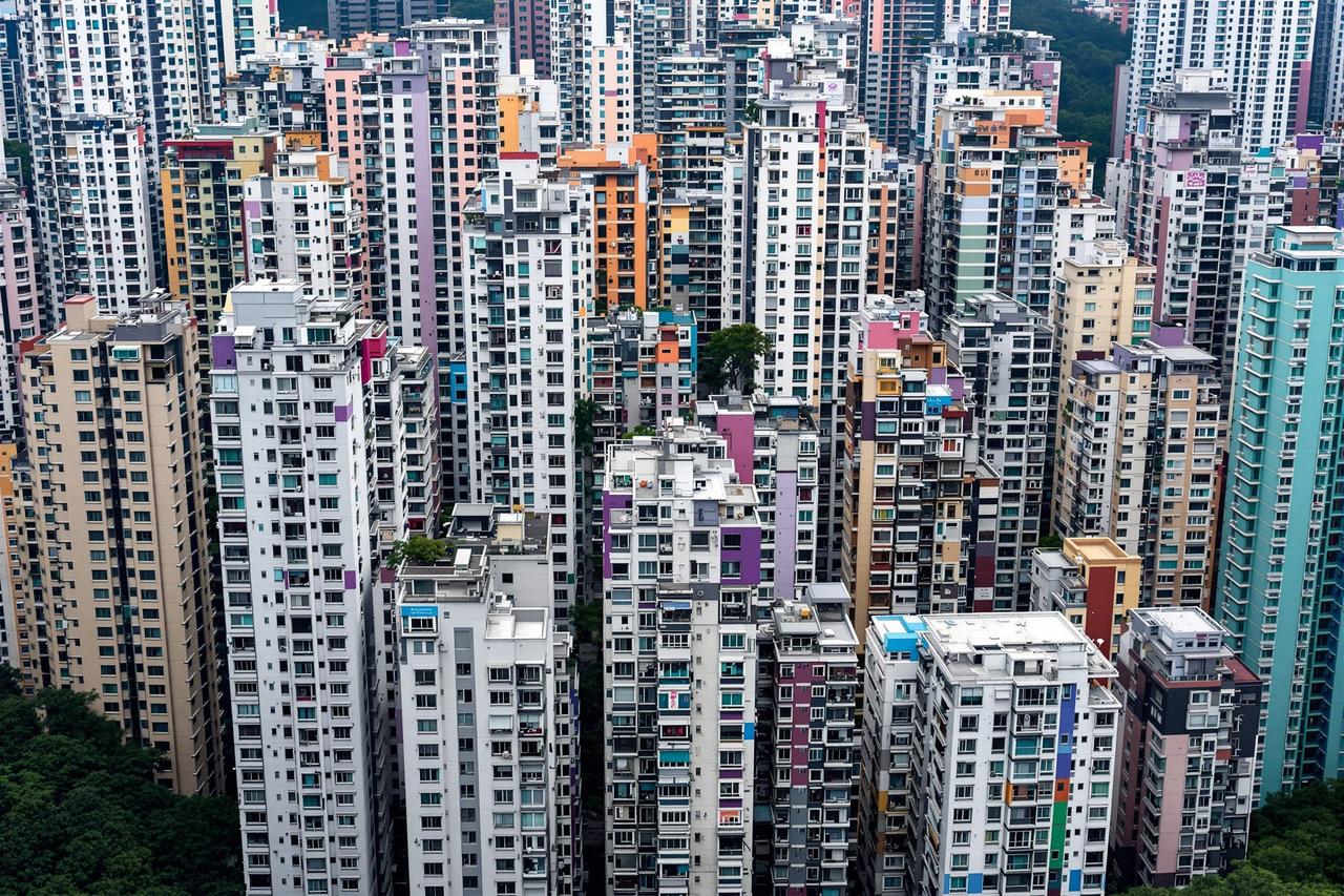 爱迪影视 - 屋顶之上 · 香港密度诗学 - 图1 屋顶之上 · 香港密度诗学 - 图1